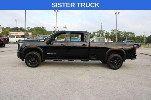 2025 GMC Sierra 2500 AT4