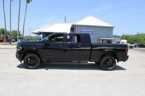 2024 RAM 3500 Limited Mega Cab 4x4 6'4' Box