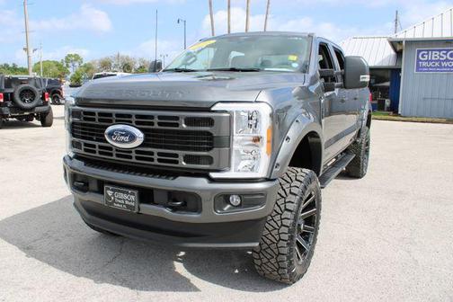 Gray Metallic 2025 Ford F-250 XLT