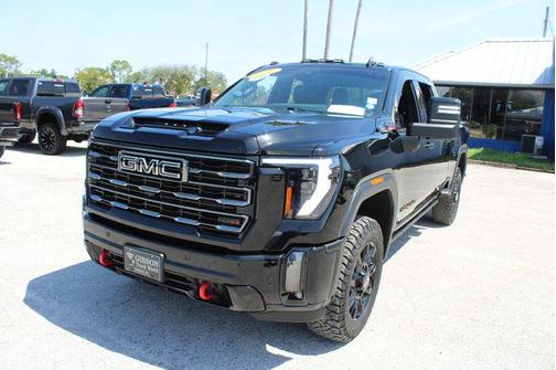 2025 GMC Sierra 2500 AT4