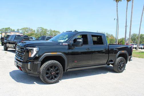 2025 GMC Sierra 2500 AT4