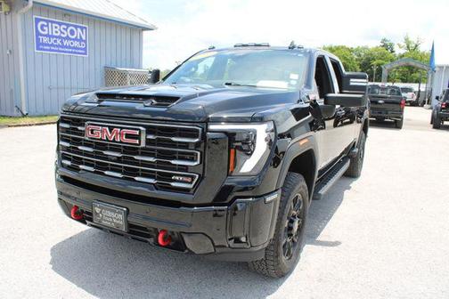 2025 GMC Sierra 2500 AT4