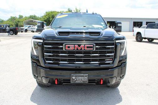 2025 GMC Sierra 2500 AT4