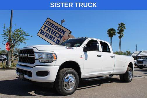 2024 RAM 3500 Tradesman Crew Cab 4x4 8' Box