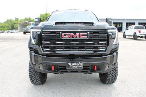 2024 GMC Sierra 2500 AT4