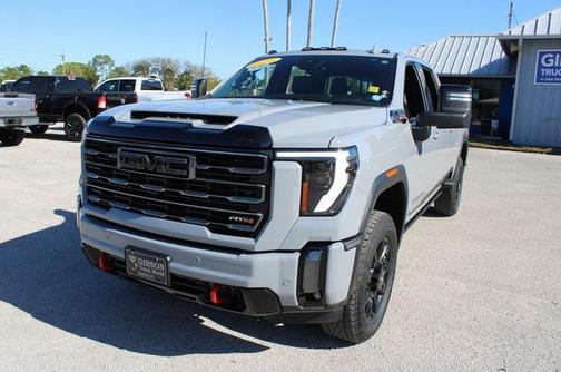 2024 GMC Sierra 2500 AT4