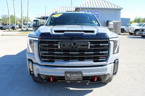 2024 GMC Sierra 2500 AT4