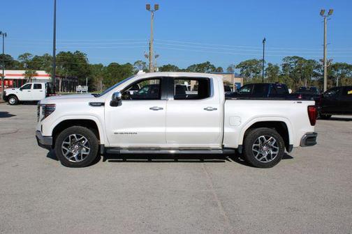 2022 GMC Sierra 1500 SLT