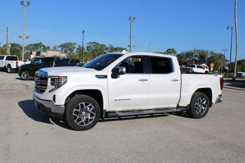 2022 GMC Sierra 1500 SLT