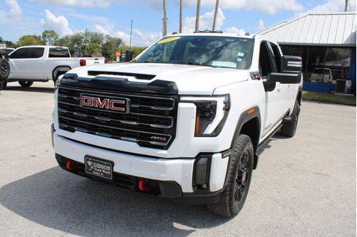 2024 GMC Sierra 2500 AT4