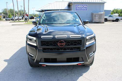 Super Black 2025 Nissan Frontier PRO-X