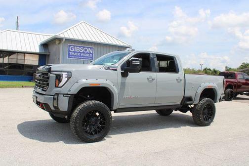 2024 GMC Sierra 2500 AT4