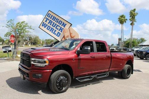 2024 RAM 3500 Laramie Crew Cab 4x4 8' Box