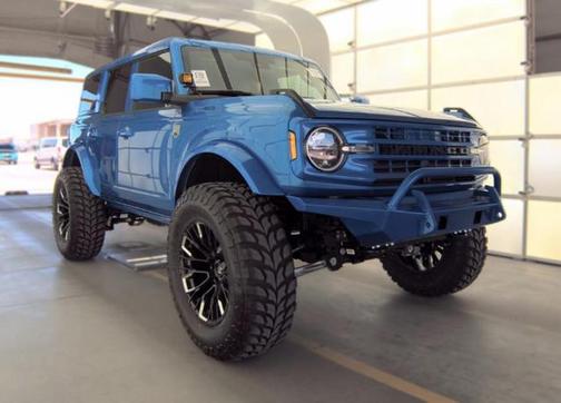 Velocity Blue Metallic 2026 Ford Bronco Big Bend