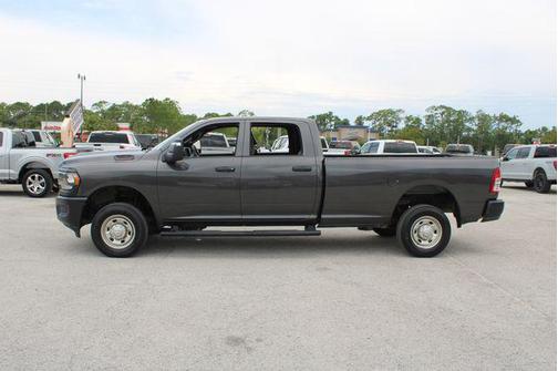 2024 RAM 2500 Tradesman Crew Cab 4x4 8' Box