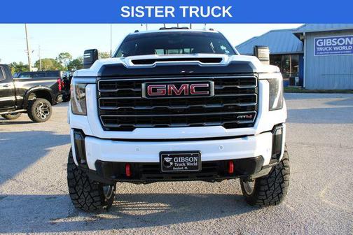 Summit White 2025 GMC Sierra 2500 AT4