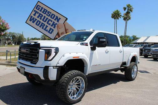 Summit White 2025 GMC Sierra 2500 AT4