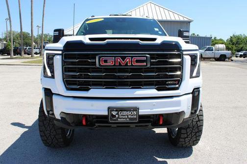 Summit White 2025 GMC Sierra 2500 AT4