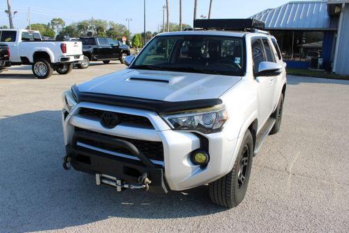 Classic Silver Metallic 2018 Toyota 4Runner TRD Off Road Premium