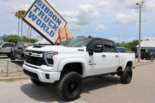 Summit White 2024 Chevrolet Silverado 2500 LTZ