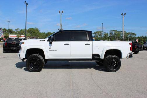 Summit White 2024 Chevrolet Silverado 2500 LTZ
