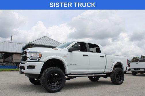 2024 RAM 2500 Big Horn Crew Cab 4x4 6'4' Box