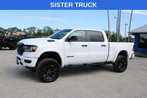 Bright White Clearcoat 2023 RAM 1500 Big Horn/Lone Star