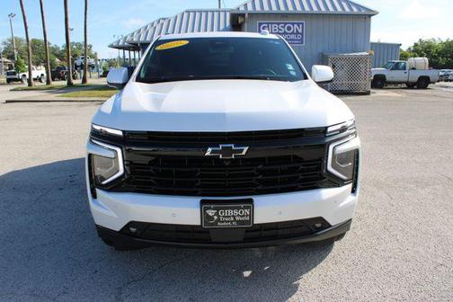 Iridescent Pearl Tricoat 2025 Chevrolet Tahoe 2WD RST