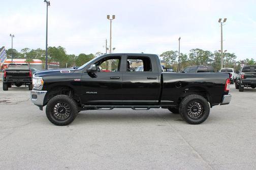 2021 RAM 2500 Big Horn Crew Cab 4x4 6'4' Box