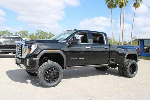 2024 GMC Sierra 3500 Denali