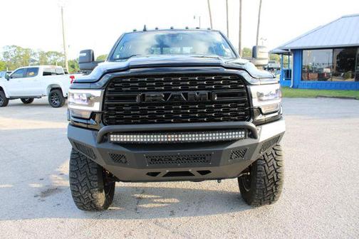 Diamond Black Crystal Pearlcoat 2023 RAM 2500 Big Horn Crew Cab 4x4 6'4' Box