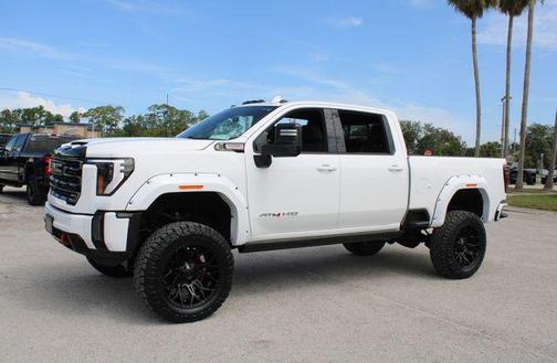 2024 GMC Sierra 2500 AT4