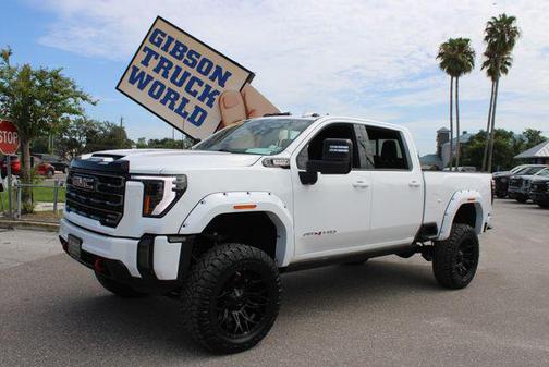 2024 GMC Sierra 2500 AT4