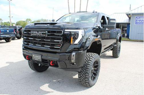 2024 GMC Sierra 2500 AT4