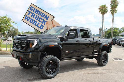 2024 GMC Sierra 2500 AT4