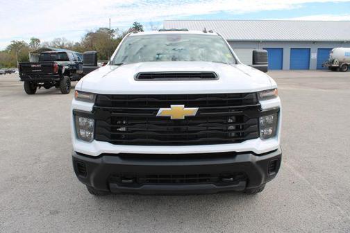 2025 Chevrolet Silverado 3500 WT