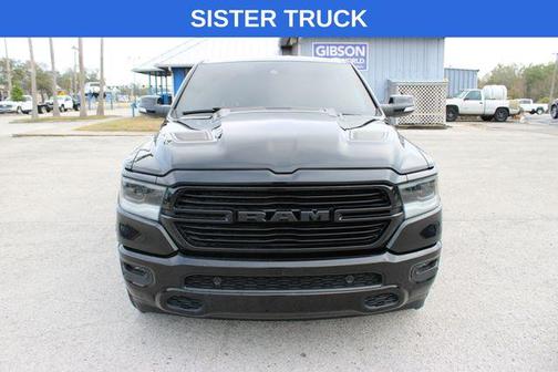 Diamond Black Crystal Pearlcoat 2024 RAM 1500 Laramie