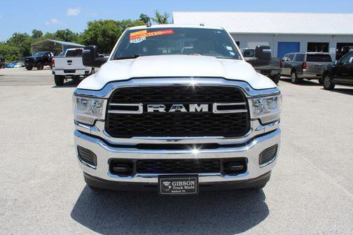 2023 RAM 2500 Tradesman Crew Cab 4x4 8' Box