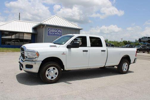 2023 RAM 2500 Tradesman Crew Cab 4x4 8' Box