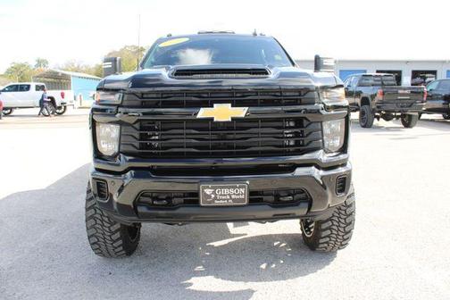 2025 Chevrolet Silverado 2500 Custom