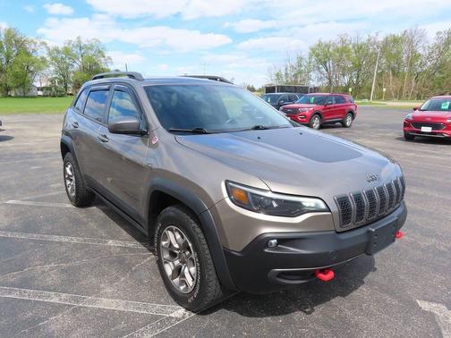 Light Brownstone Pearl Coat 2021 Jeep Cherokee Trailhawk