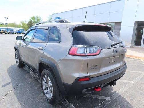 Light Brownstone Pearl Coat 2021 Jeep Cherokee Trailhawk