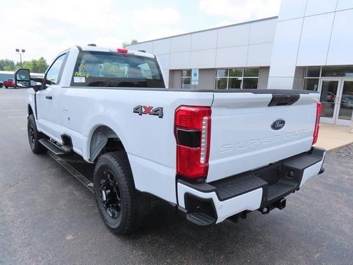 2025 Ford F-350 XL