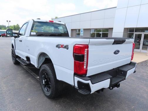 2025 Ford F-350 XL