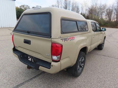 2017 Toyota Tacoma TRD Sport