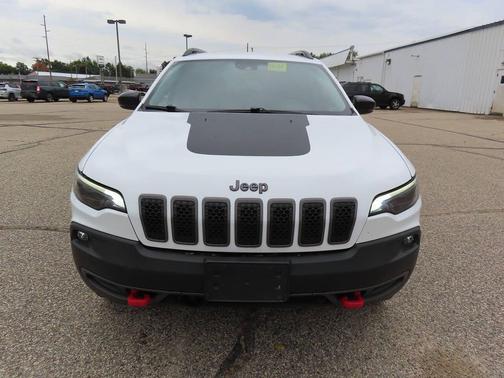 2022 Jeep Cherokee Trailhawk