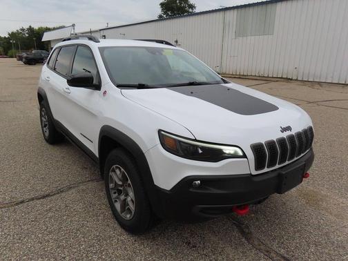 2022 Jeep Cherokee Trailhawk