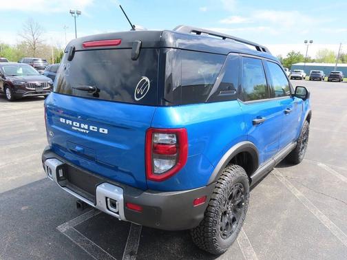 Velocity Blue Metallic 2026 Ford Bronco Sport Outer Banks