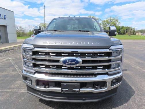 Carbonized Gray Metallic 2026 Ford F-350 Lariat