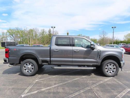 Carbonized Gray Metallic 2026 Ford F-350 Lariat